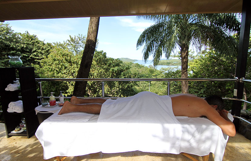 Getting a nice relaxing massage at Panama Big Game Fishing Club